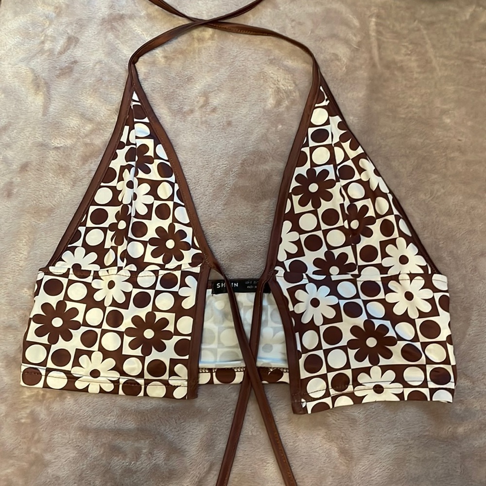 brown flower shirt